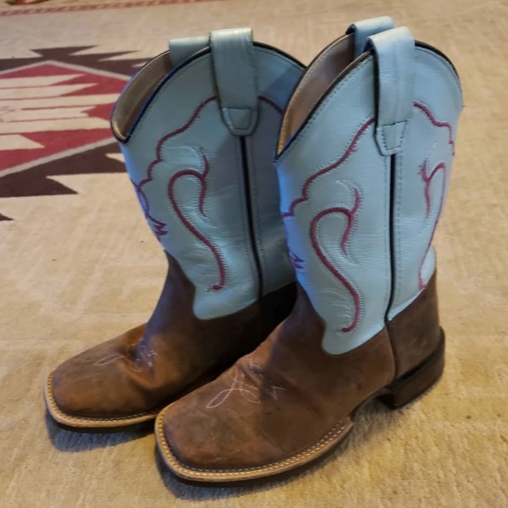 Girls old West cowgirl boots